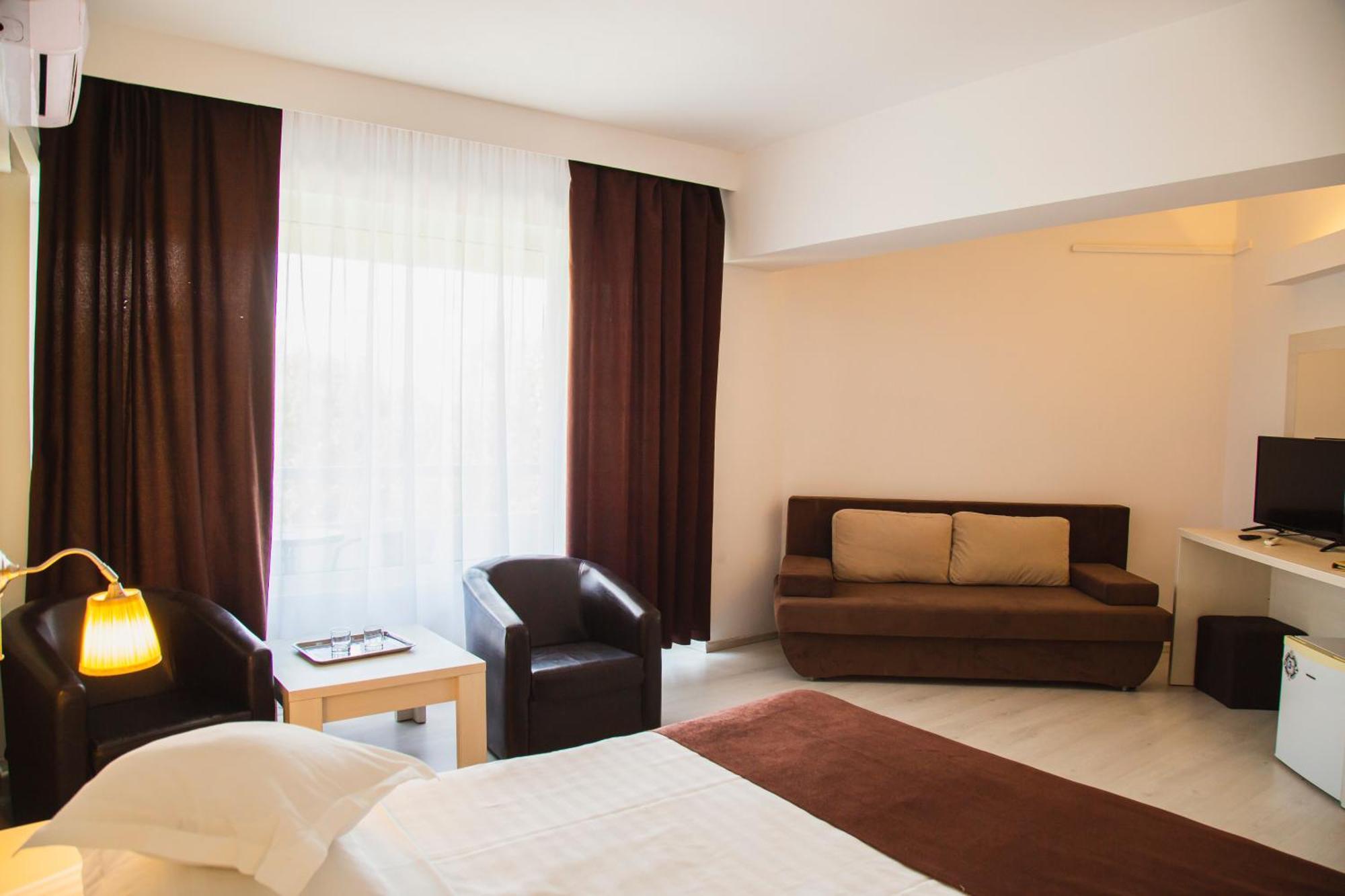 Hotel Ambasador Mamaia Extérieur photo