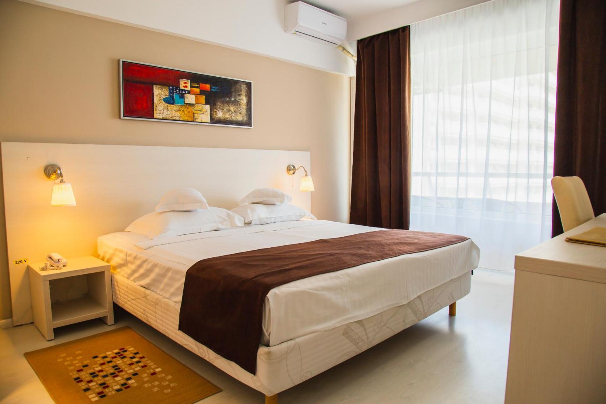 Hotel Ambasador Mamaia Extérieur photo