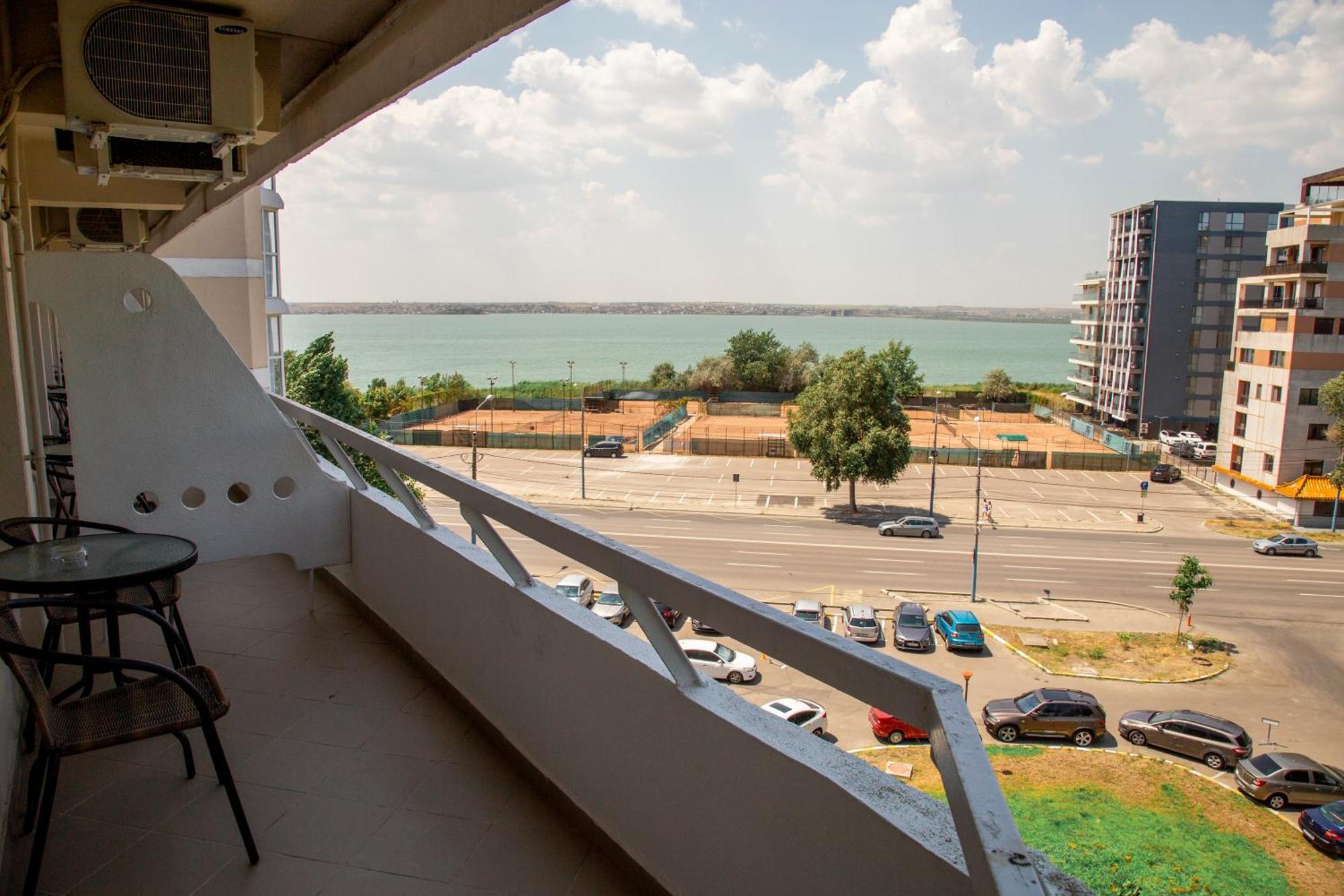 Hotel Ambasador Mamaia Extérieur photo