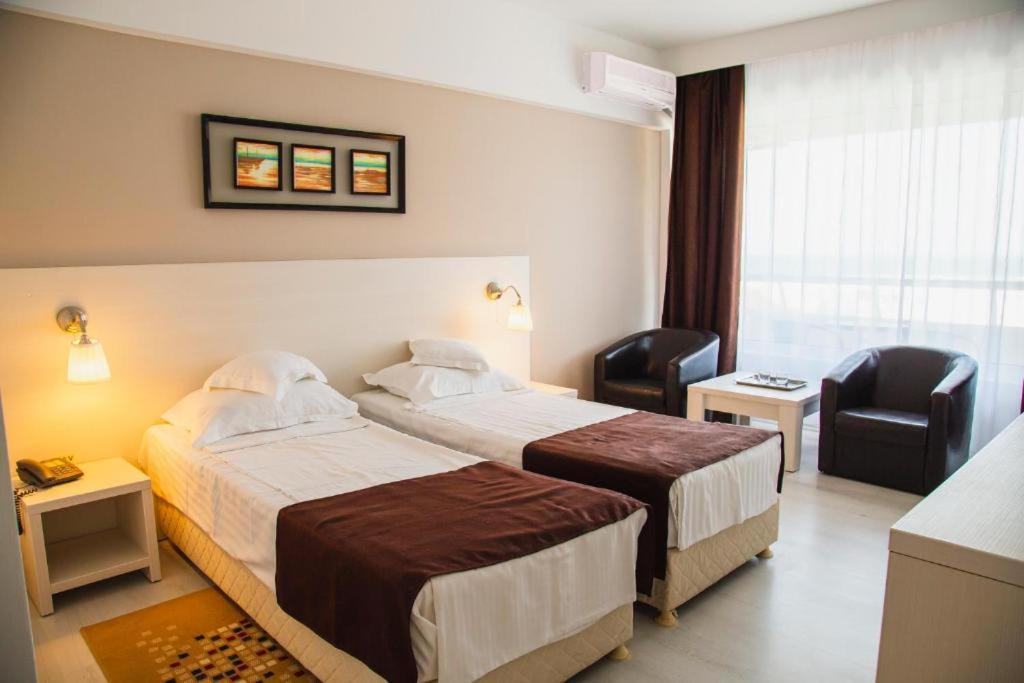 Hotel Ambasador Mamaia Extérieur photo