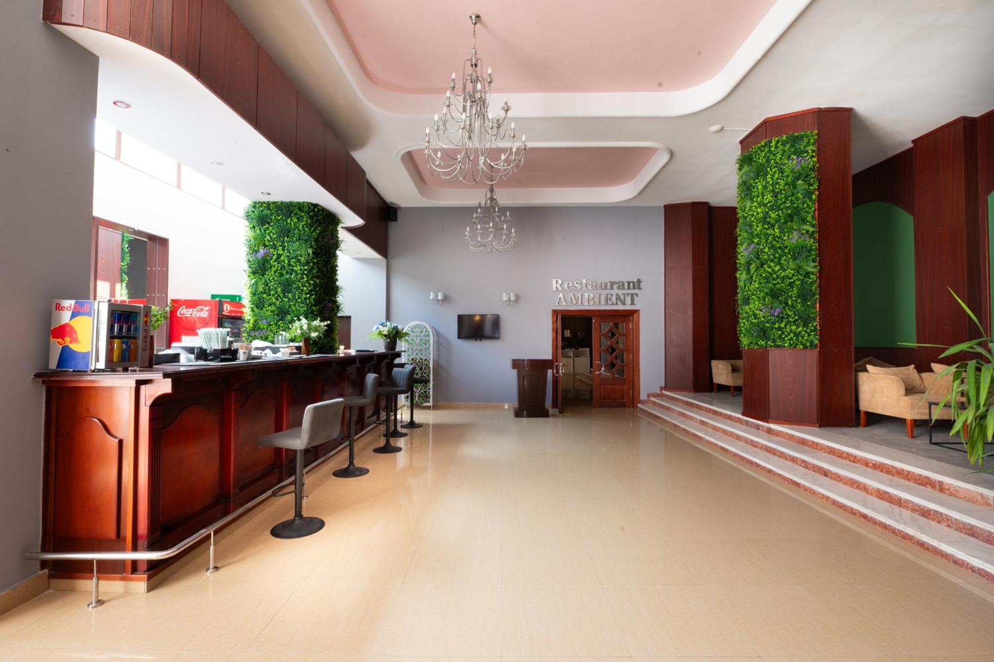 Hotel Ambasador Mamaia Extérieur photo