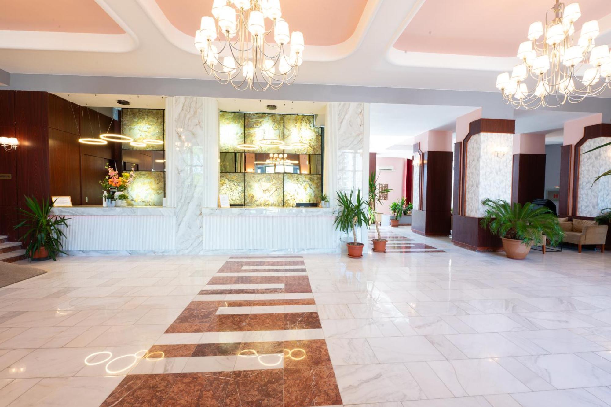 Hotel Ambasador Mamaia Extérieur photo