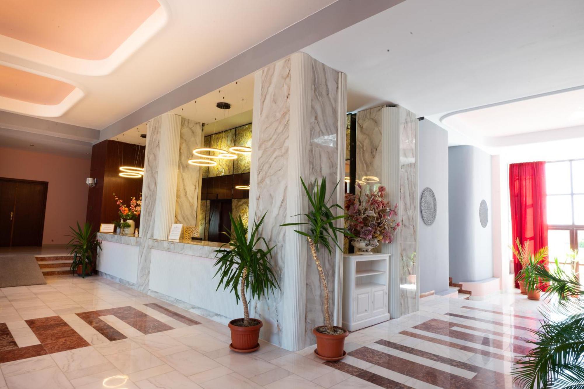 Hotel Ambasador Mamaia Extérieur photo