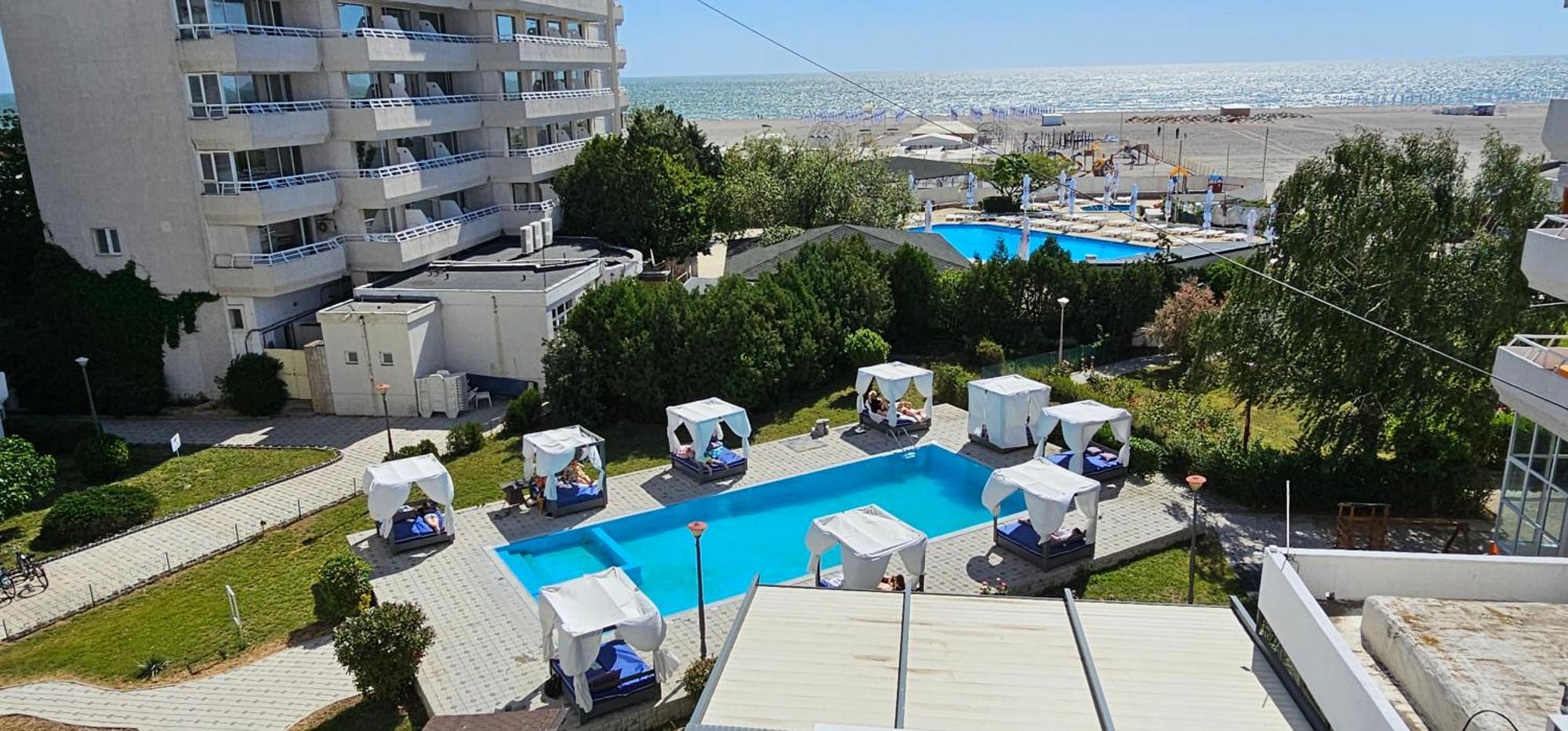 Hotel Ambasador Mamaia Extérieur photo